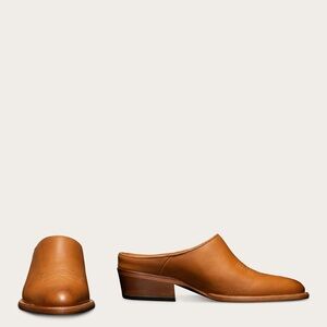 Tecovas “The Sophie” Tan Leather Mules
Women’s Size 6.5 B — LNC